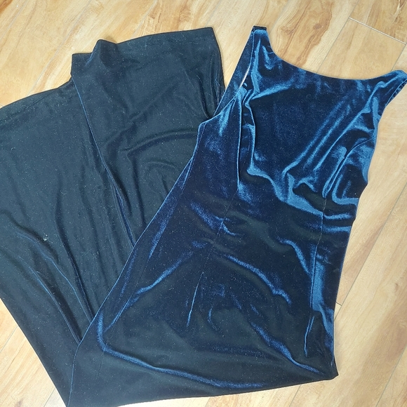 Rhapsody Blue Velvet Maxi Dress - Picture 5 of 14